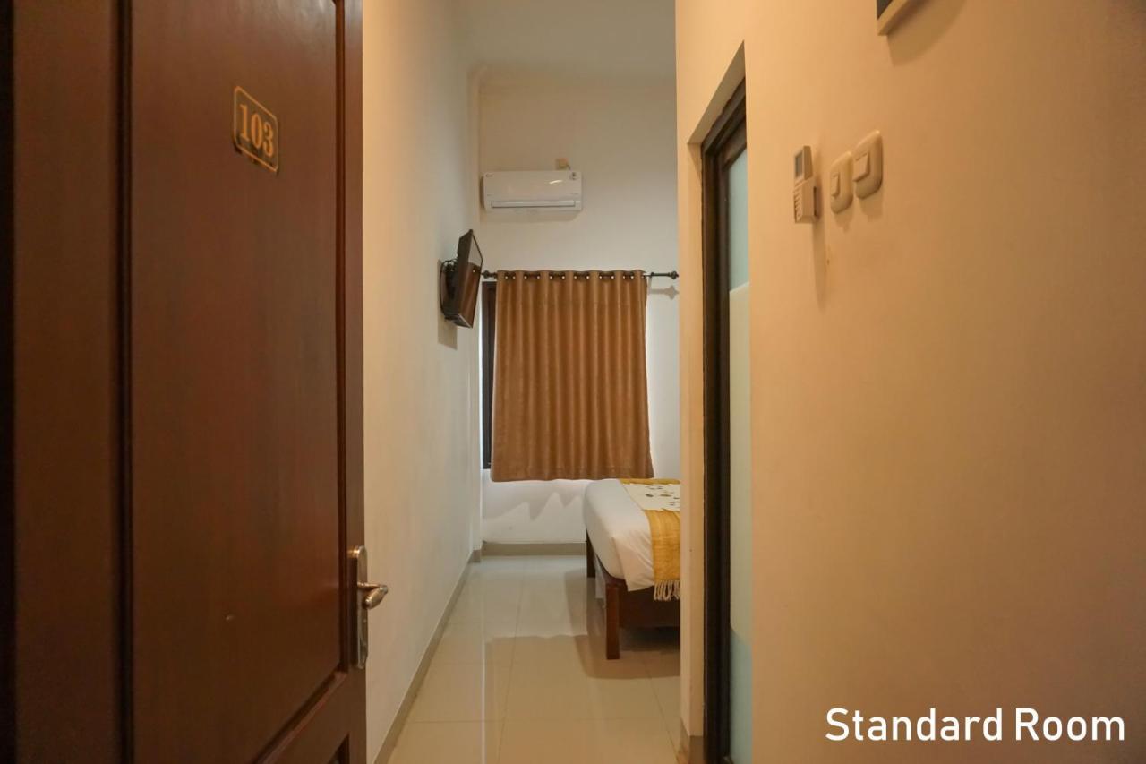 Al Ashri Inn By Urban Yogyakarta Exterior foto